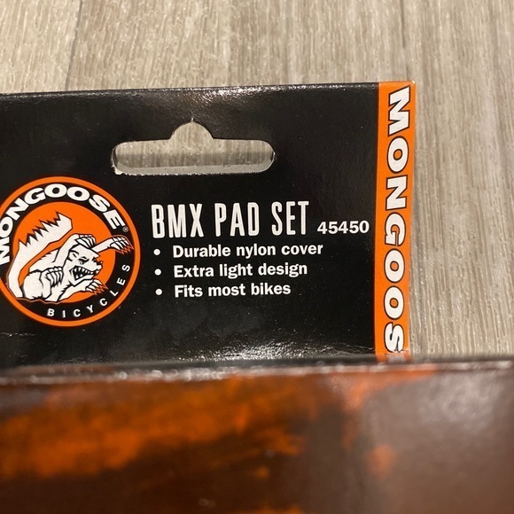 NEW Mongoose Bmx Pad Set Old school Bmx - Picture 2 of 3